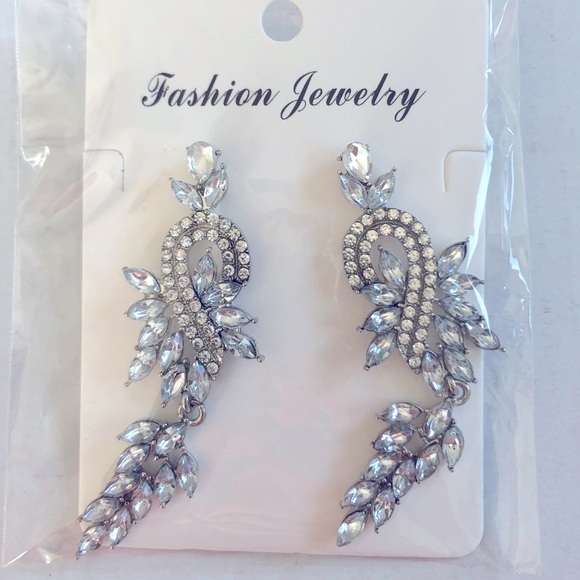 Crystal Cluster Earrings - Picture 3 of 3